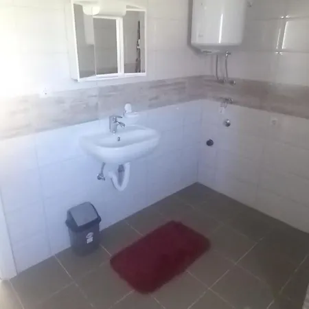 Apartman-zelenac * Ivisovo Greblje